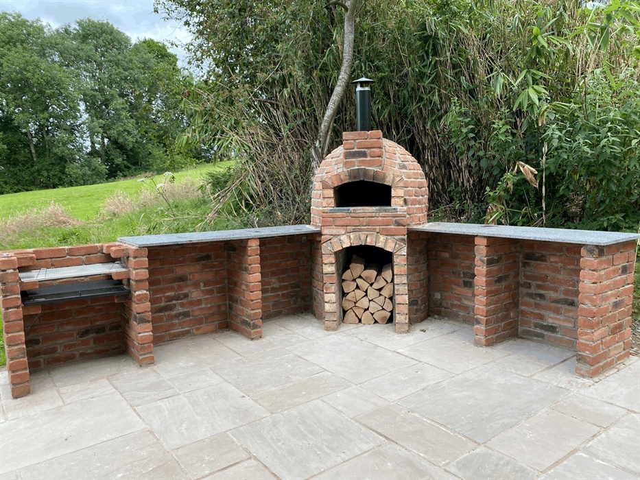 Our fabulous outdoor woodburning oven at Strawberry Skys Yurts