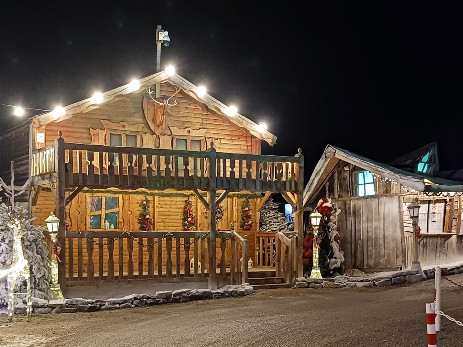 Christmas Village at the Reindeer Lodge
