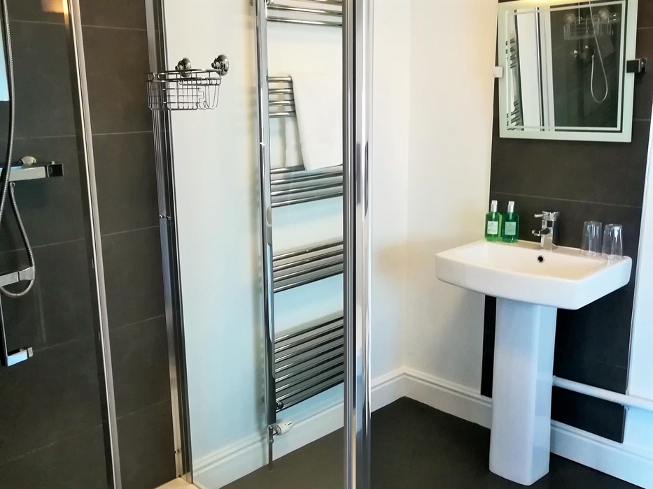Room 6 - Large Shower Ensuite