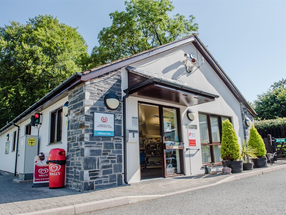 Riverside Touring Park