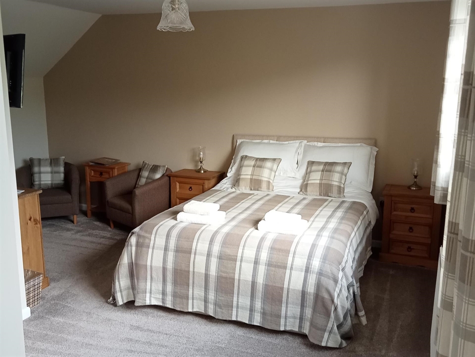 Georgous kingsize ensuite room