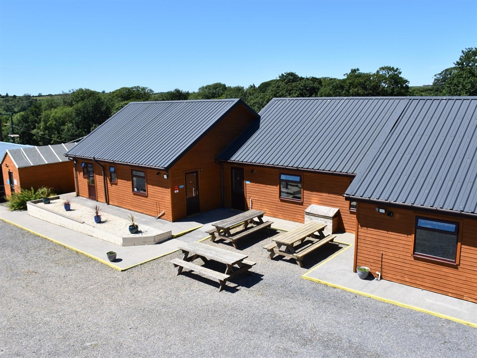 Dolwen, Gilman & Ragwen Lodge