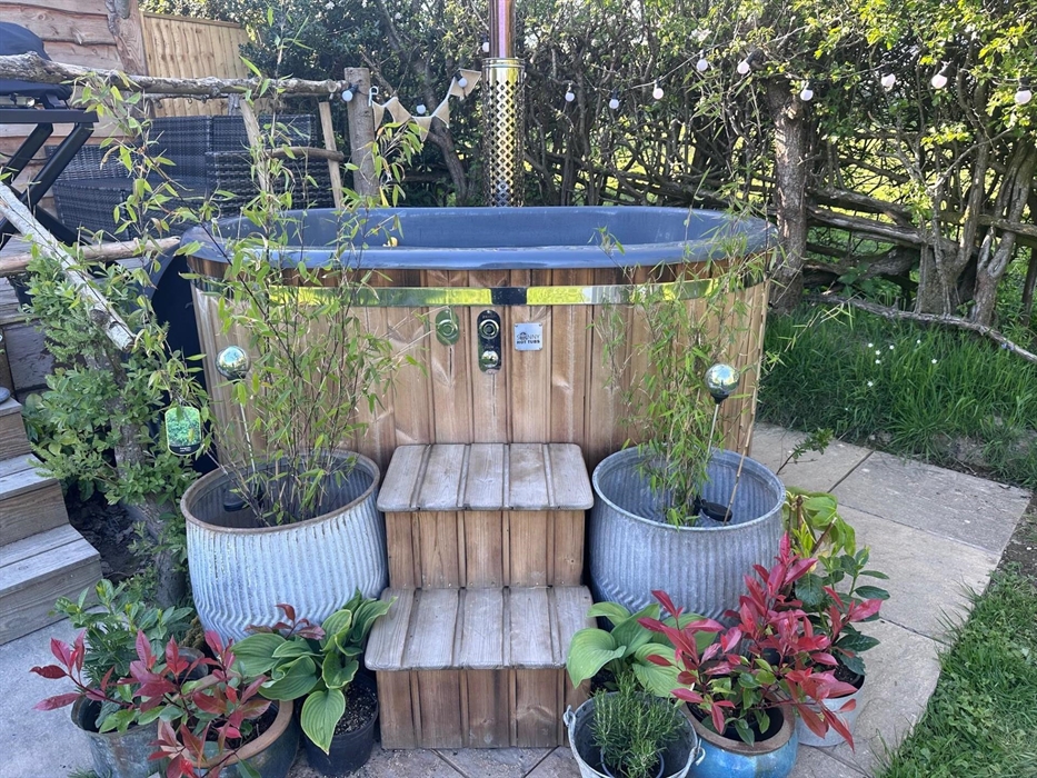 Hot tub