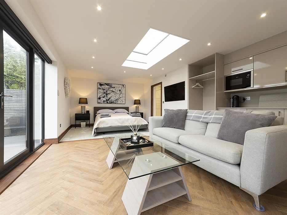 The Lodge at Dafarn Newydd