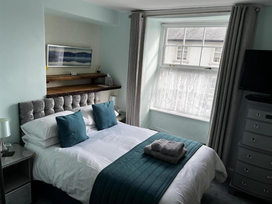 Pembroke Double Room