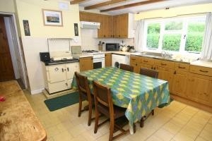 kitchen & Dining room