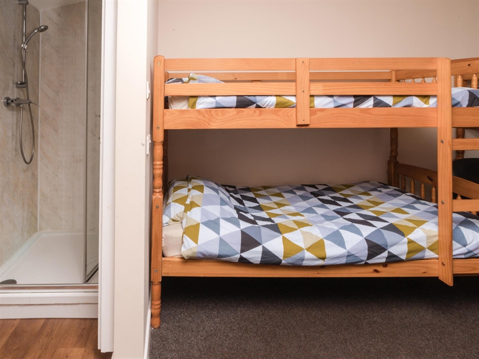 Medium size group accommodation that has en-suite shower and toilet facilities. Additional showers and toilets are located downstairs. This accommodat