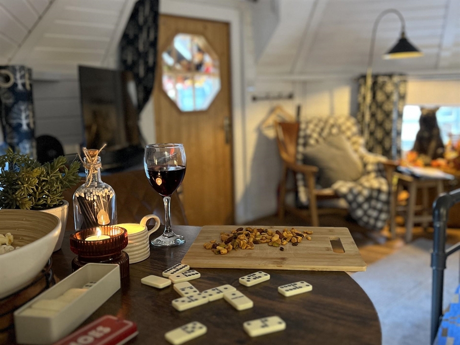 A relaxing evening in Ein Trysor Cudd