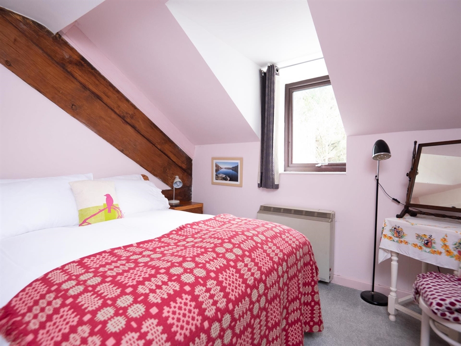 Snowdonia holiday cottage with wood burner