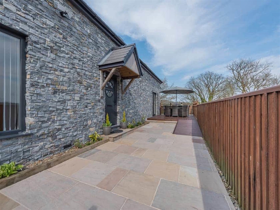 Outdoor area and ramp