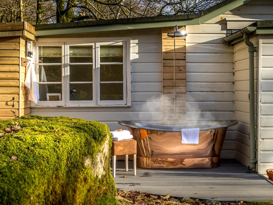 Cartref outside bath and shower