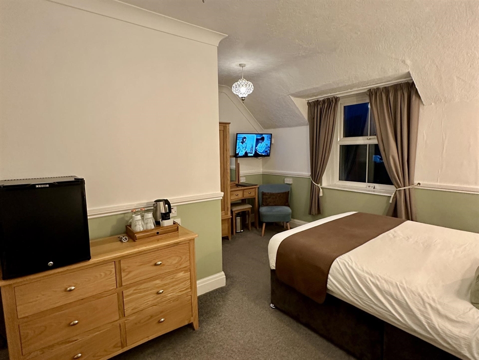 Room 4 Double En-Suite