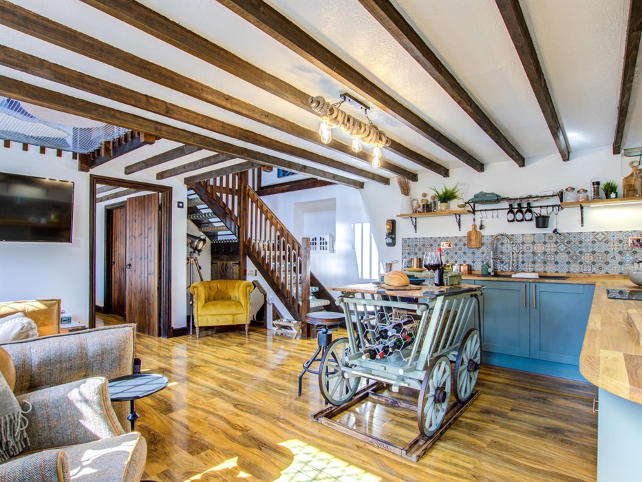 All furnishings high end for your comfort