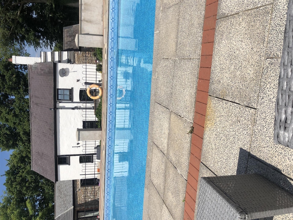 The swimming pool over looks from bedroom window the pool is not heated Children must be supervised by an adult at all times.