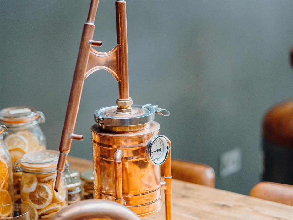 Cardiff Distillery Gin School