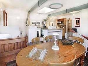 Living and Dining area Mihangel