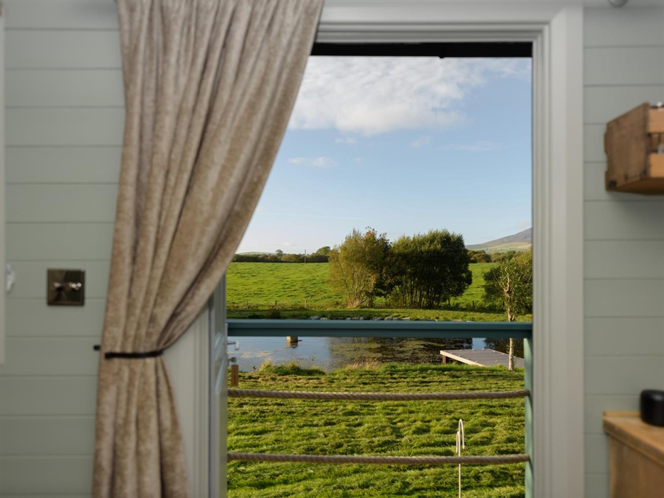Brook Cottage Shepherd Huts - Angharad www.luxuryglampingwales.co.uk