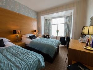 Gwesty'r Marine Hotel