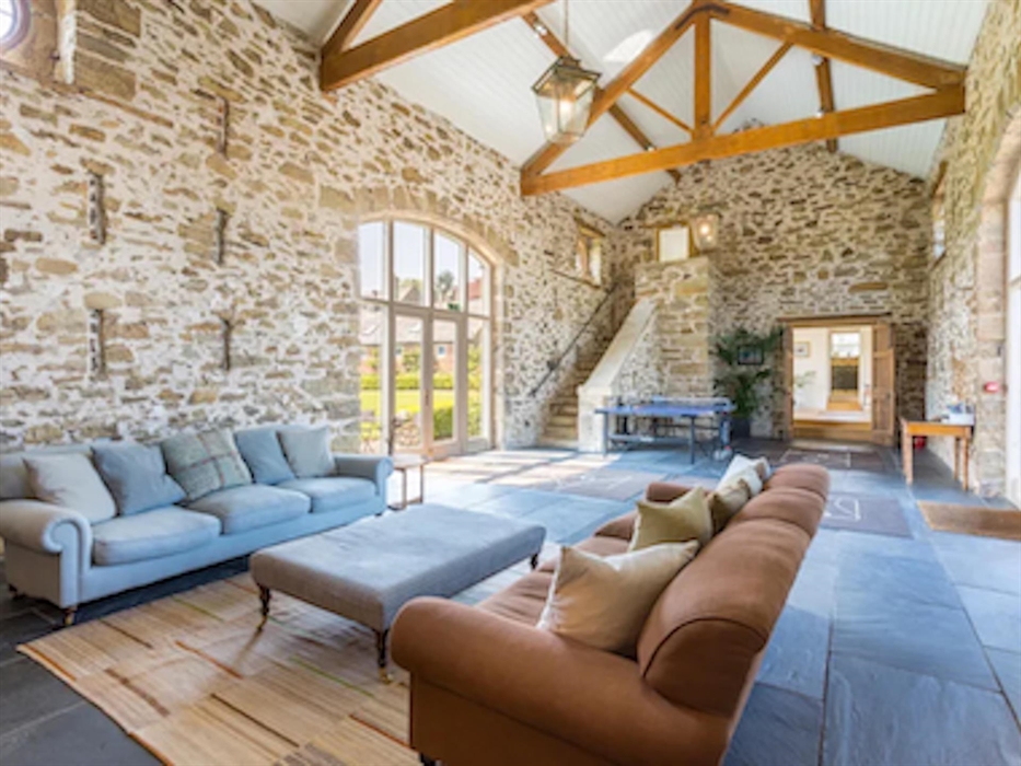 Coach House Atrium 2