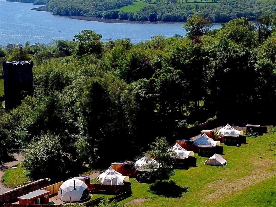 Our stargazers are open from April to September. Each have their own bathroom and kitchen and outdoor bathtub