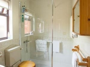 Easy access with a great walk in shower
