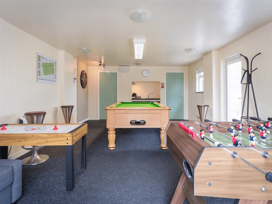 Gors-lwyd Cottage Games Room