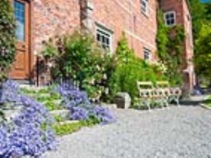 Entrance Bach y Graig Self Catering