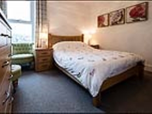 Glan y Mor King Bedroom