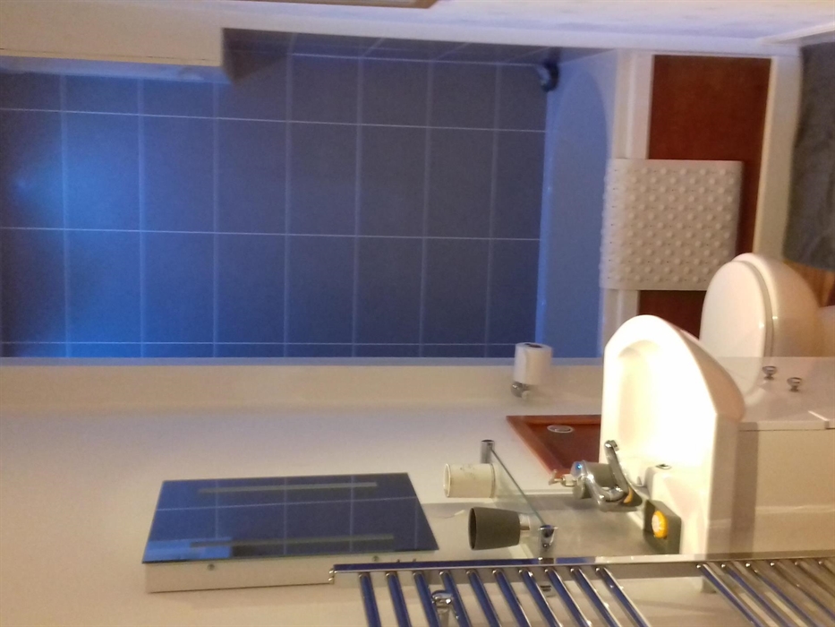 Bath or shower to suit all!