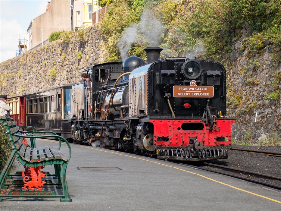 Welsh Highland Railway - Gelert Explorer