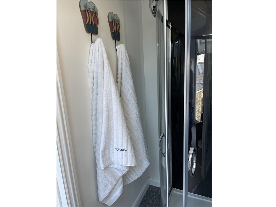 luxury guest bath sheets