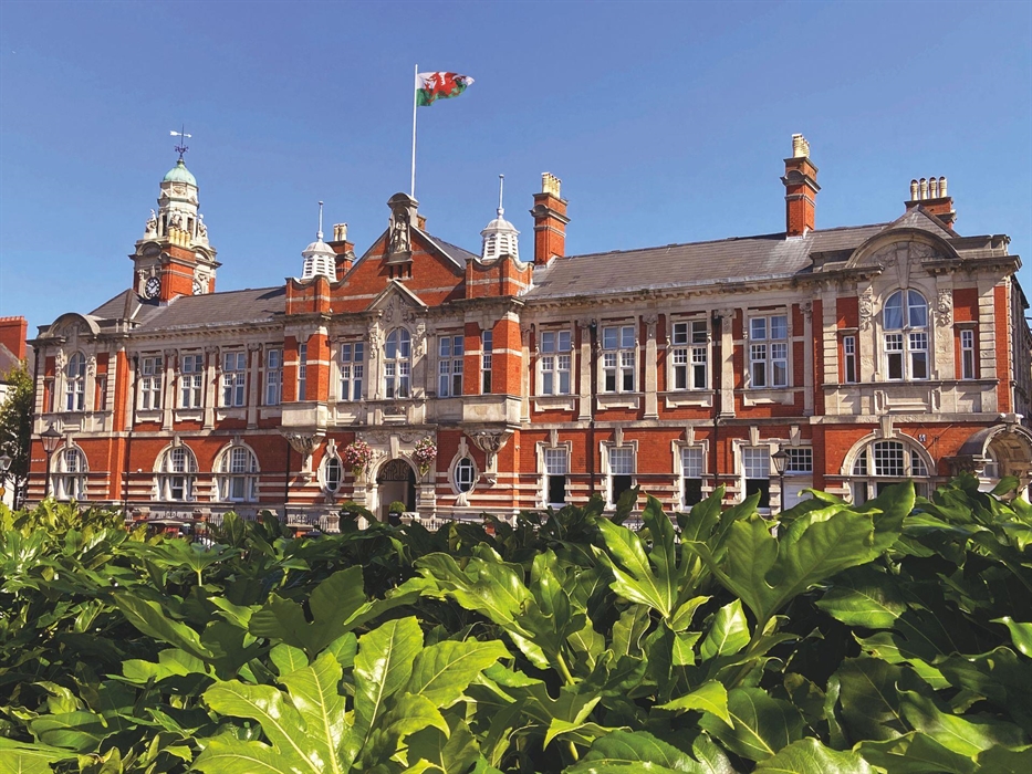 Morgans Hotel is a striking 4* boutique hotel in a historic Grade II listed building which once housed the Port Authority. Its exterior appearance is