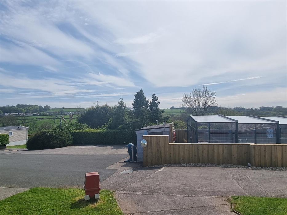 Swimming pool views cover closed