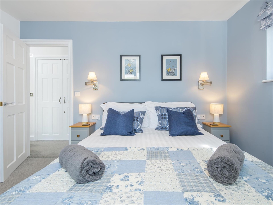 Upstairs King Bedroom