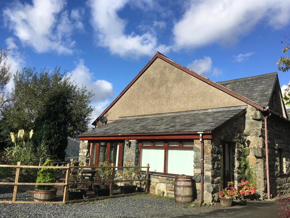 Enclosed decking area outside