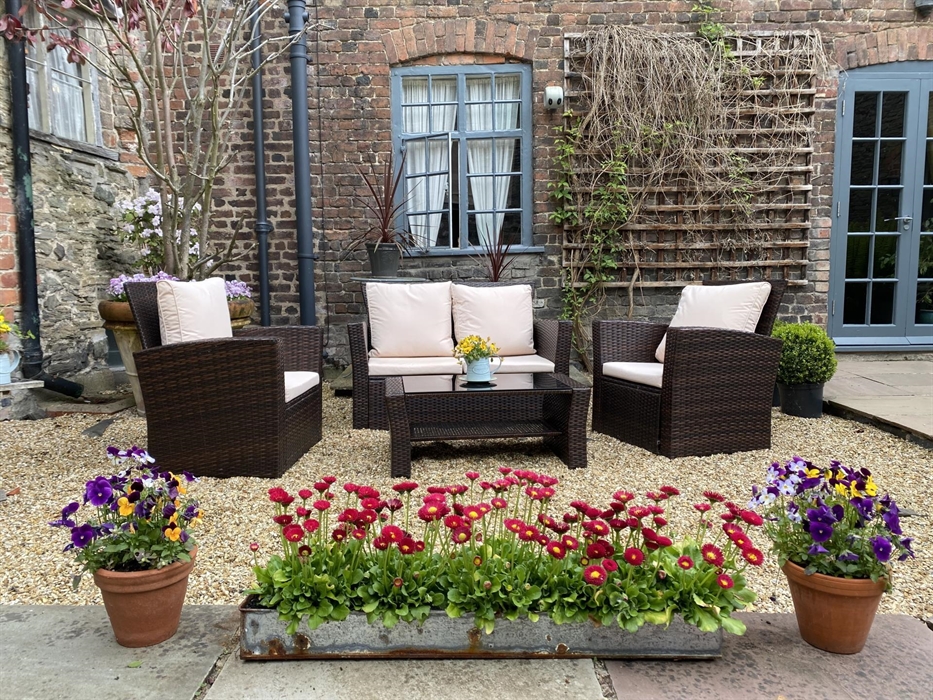 The courtyard is a quiet outdoor space with several seating areas and catches some lovely afternoon sun. Exclusively for guests to use.