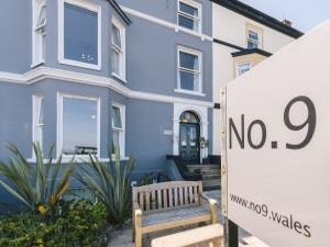 No 9, Palm Court Holiday Apartments