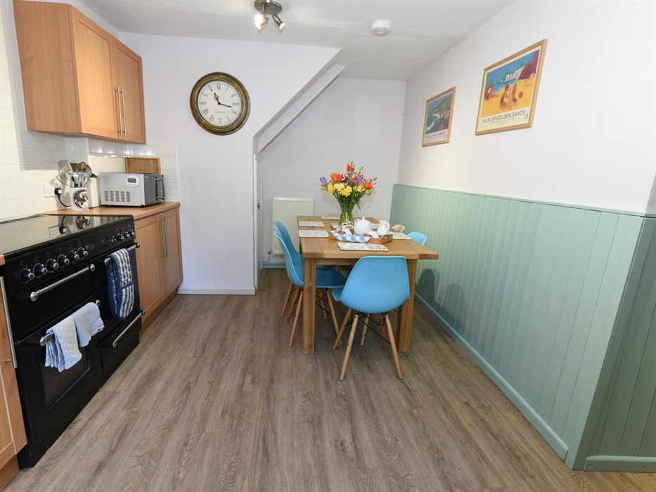 Spacious kitchen to cook and serve up a banquet