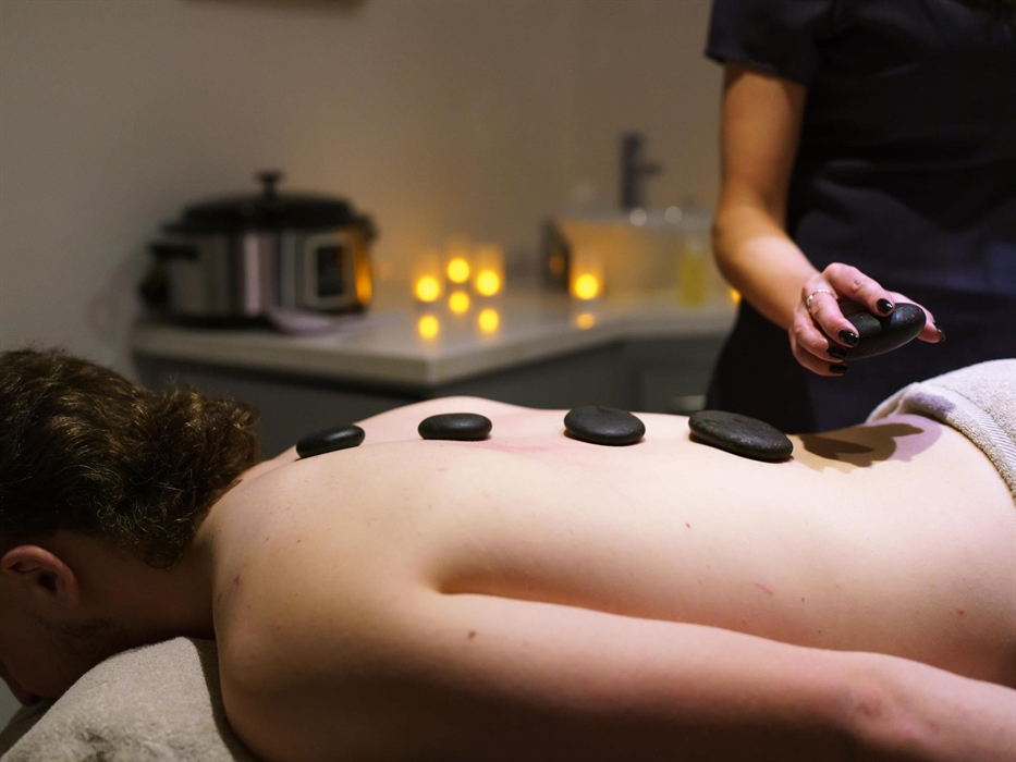Hot Stones Treatment