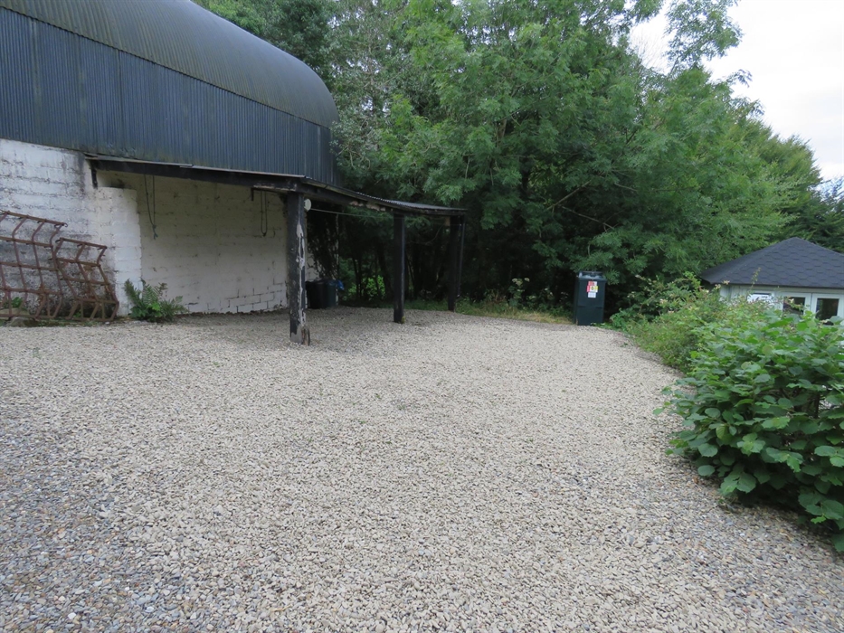 Parking for 2 large vehicles