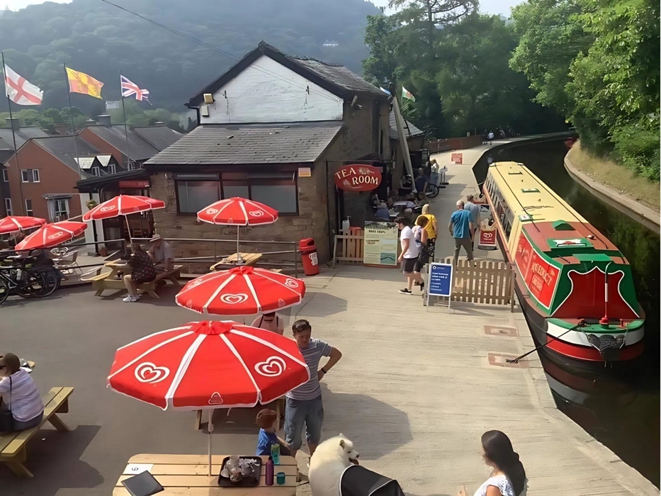A view of Llangollen Wharf as the Thomas Telford is being prepared for departure.