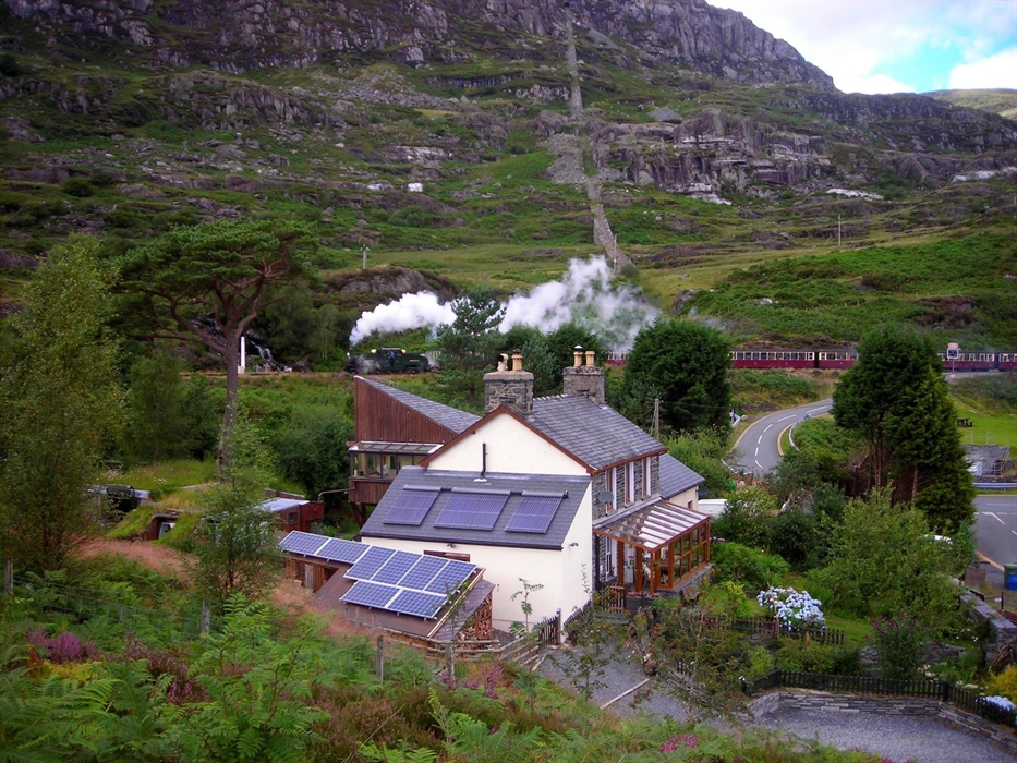 Carbon Neutral Eco House