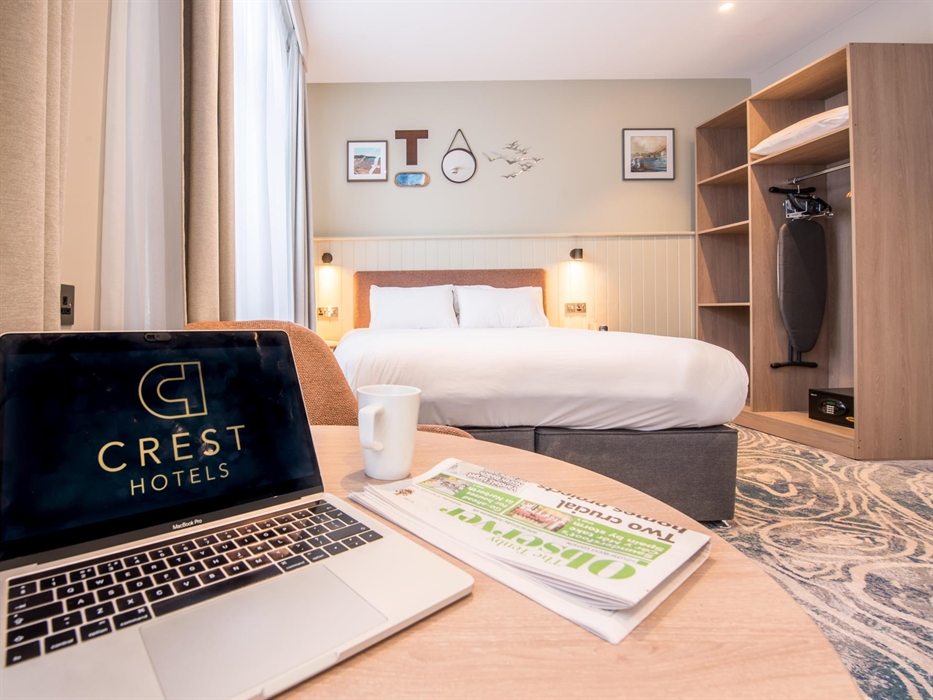 Standard Double Bedroom