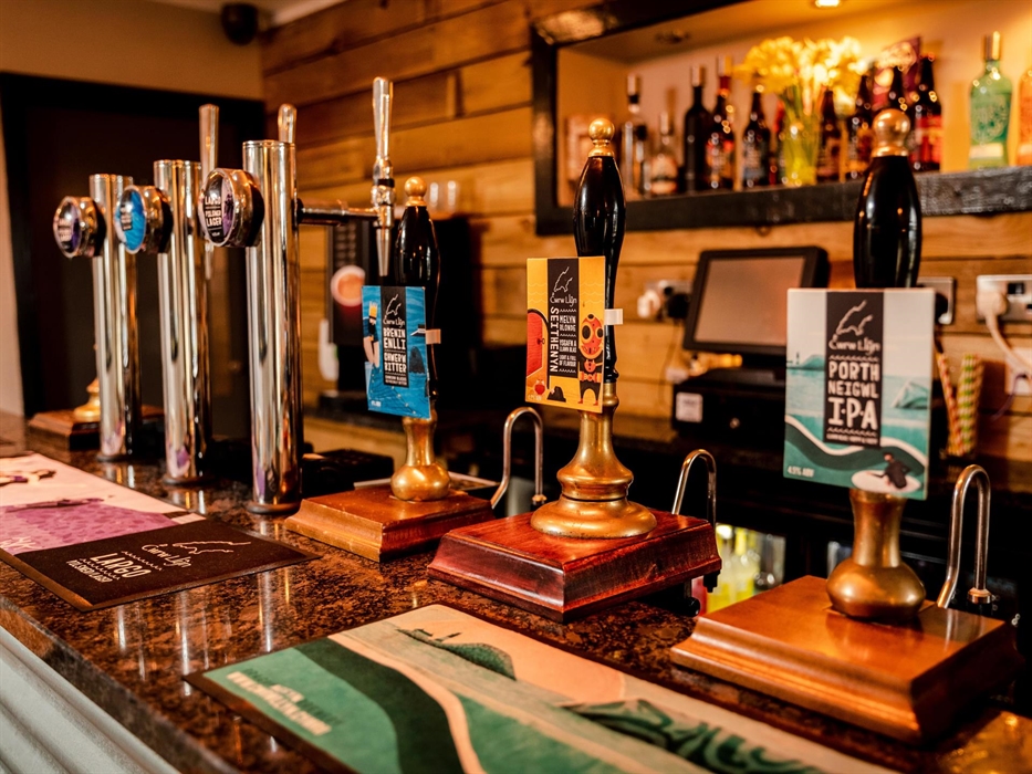 Bar Cwrw Llyn