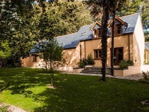 The Red Rooster Guest House