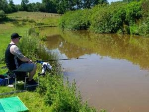 Pen-Y-Clawdd Farm Fishery