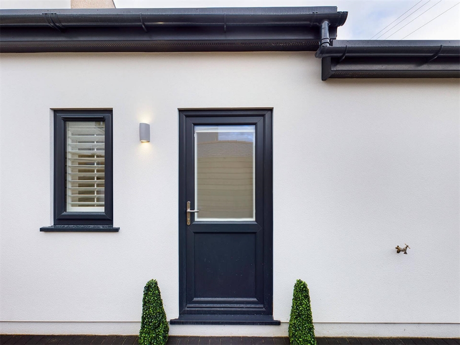 Driftwood Lodge Private Entrance