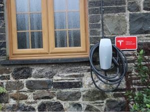 Free Electric Car Chargers