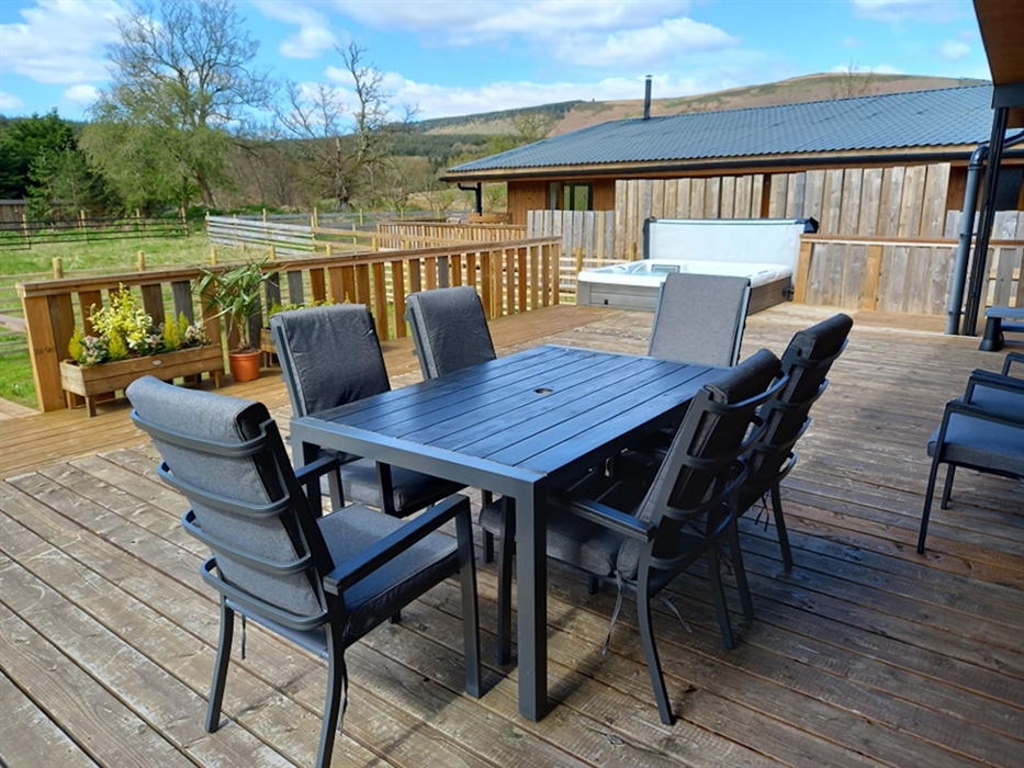 Lime, Mid Wales Lodges