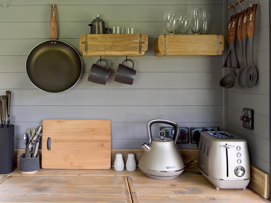 Named after the sixth daughter of Llywelyn the Great (c. 1173 – 11 April 1240)
www.luxuryglampingwales.co.uk